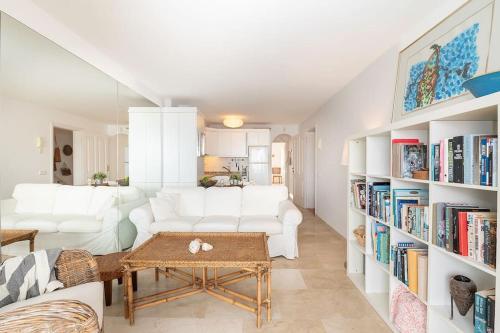 Seaview Luxury Relax, Private terrace, La Caleta
