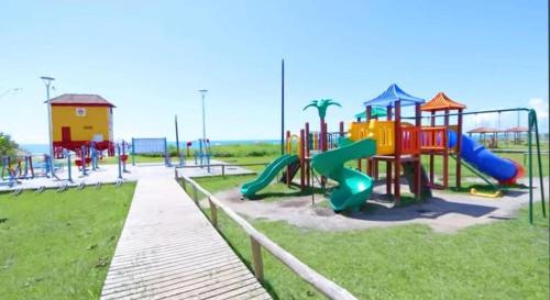 Ο χώρος παιχνιδιού για παιδιά στο Residencial Chalé Azul