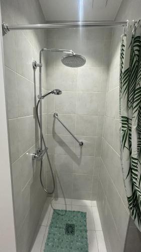 Grand Appartement Avec Patio à Paris 14ème