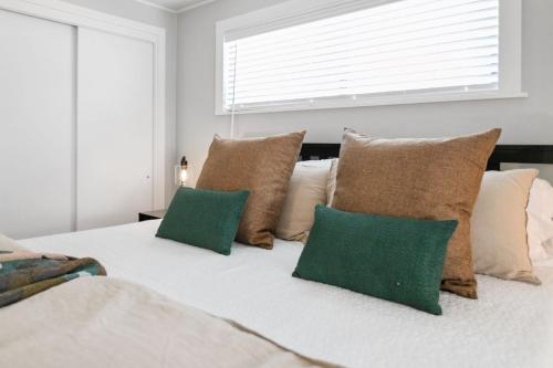 Una cama o camas en una habitación de Altes Eckert Stolz