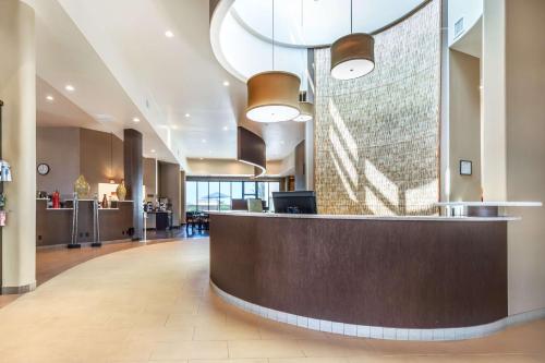 Best Western Plus Lackland Hotel and Suites. Image