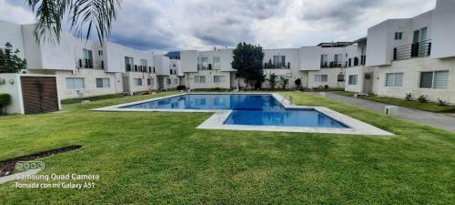 Bazén v ubytování Fin de semana en Morelos nebo v jeho okolí