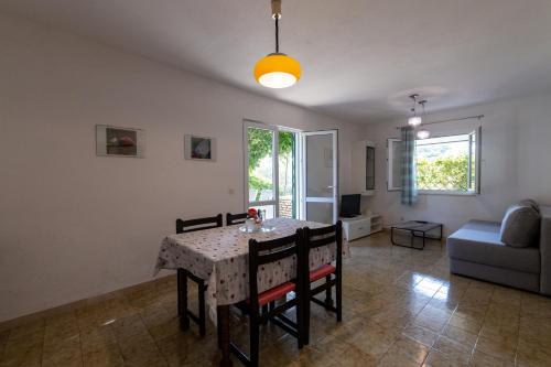 Posedenie v ubytovaní Apartments by the sea Mudri Dolac, Hvar - 582