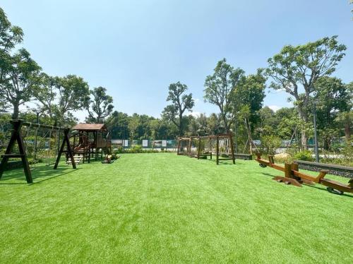 Κήπος έξω από το Ben's Homestay Ecopark - Haven Park H2
