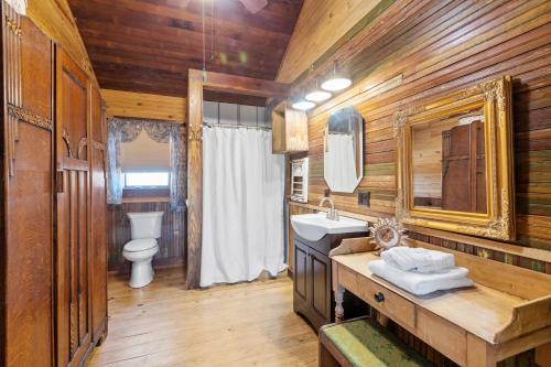 Ένα μπάνιο στο Moon View