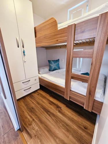 Katil atau katil-katil dalam bilik di Floating sea house - VITAL LUX