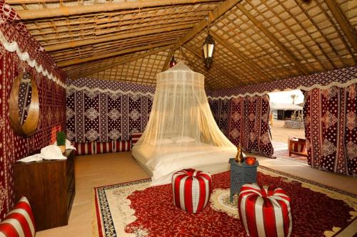 Fotografie z fotogalerie ubytování Al Khayma Camp "Elite Glamping & Dining in Experience" v destinaci Hunaywah