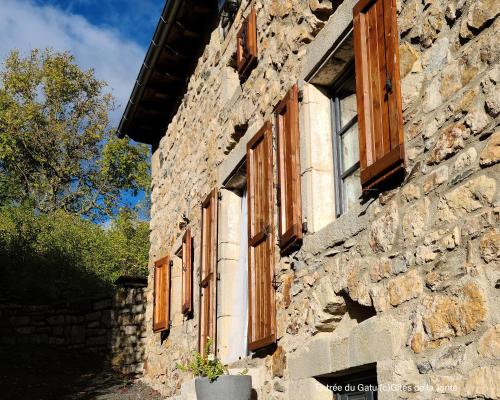 Le Gatu by Les Gîtes de la Jonte