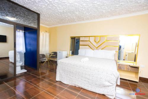 Afbeelding uit fotogalerij van Mathanda Guest House in Bulawayo