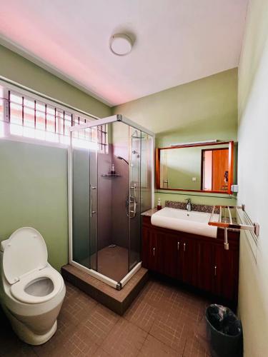 Phòng tắm tại Vintage Lodge