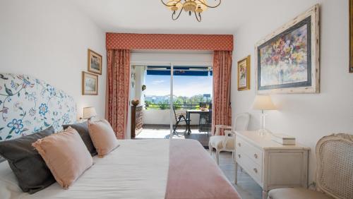 1 Bedroom Apartment, with Sea Views, in Medina Garden - Puerto Banús