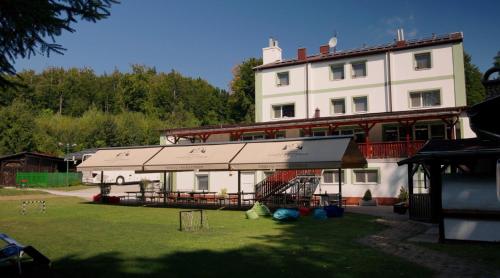Budova, kde se bed and breakfast nachází