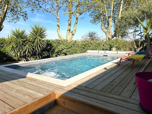 Maison avec piscine-climatisation-jardin