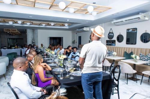 Tetamu yang menginap di William Nicol Apartments by Monte La Vue Hotels