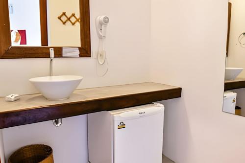 Et badeværelse på Pousada Forte Rocha