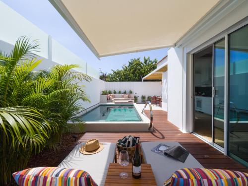 Míami Queens Villa with private pool by CanaryScape