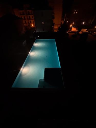 Kolam renang di atau dekat dengan Perla Marina Apartments
