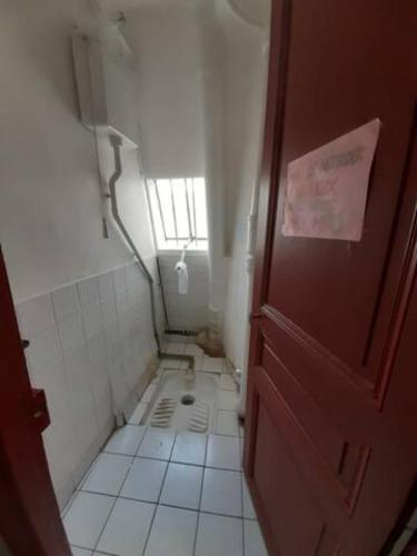 Backpacker room with an Eiffel Tower view near St Germain des Prés