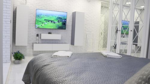 Small Lux Apartment