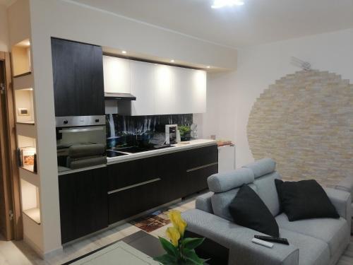 Kuchyň nebo kuchyňský kout v ubytování Casa Ramalma tra Milano-Rho Fiera, Milano, Monza, Como