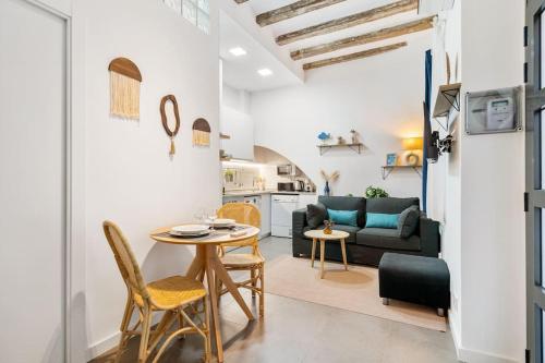 Lodging Apartments Almirall Beach B2