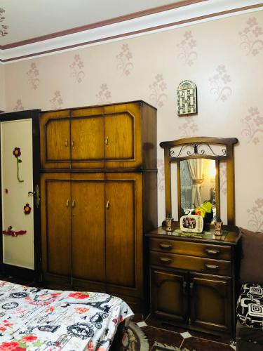 Solly Pyramids Guest House