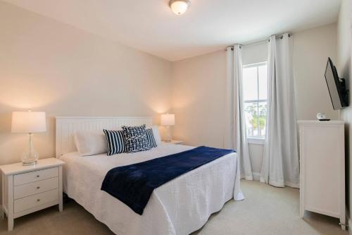 Postel nebo postele na pokoji v ubytování Sleeps 8 Spacious 5 bedrooms 5baths