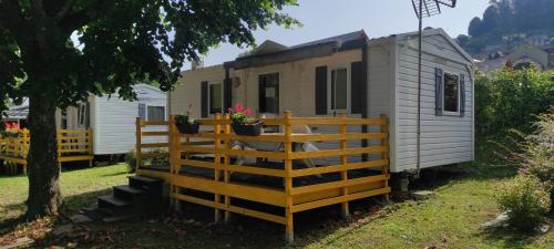 Photo de la galerie de l'établissement Camping LES VIGNES, à Castillon-en-Couserans