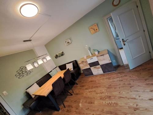 Ferienwohnung direkt am See 1