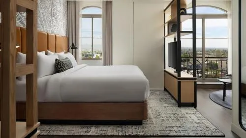 Burton House, Beverly Hills, A Tribute Portfolio Hotel photo 11