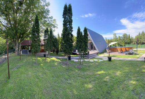 Jardín al aire libre en Navas River House