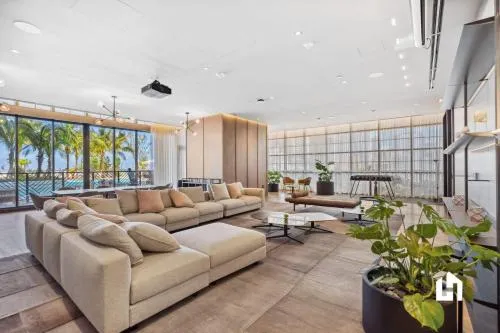 Stylish Apartments with Partial Ocean Views in Downtown! photo 13