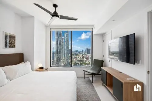 Stylish Apartments with Partial Ocean Views in Downtown! photo 86