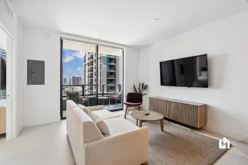Stylish Apartments with Partial Ocean Views in Downtown! photo 90