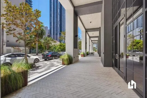 Stylish Apartments with Partial Ocean Views in Downtown! photo 38