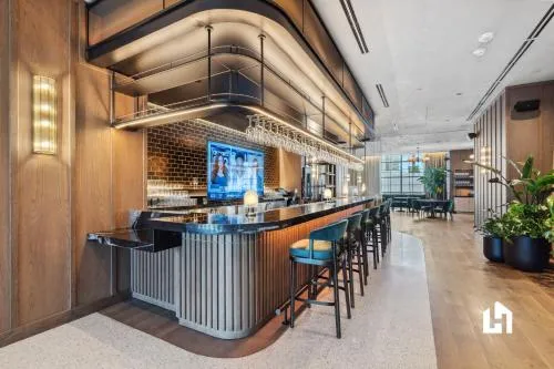 Stylish Apartments with Partial Ocean Views in Downtown! photo 20