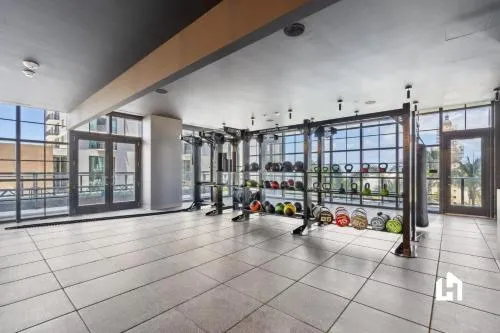 Stylish Apartments with Partial Ocean Views in Downtown! photo 27
