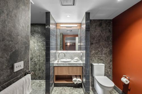 a bathroom with a sink and a toilet at Balgownie Estate Yarra Valley in Yarra Glen
