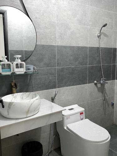 Bilik mandi di Neko Homestay 2