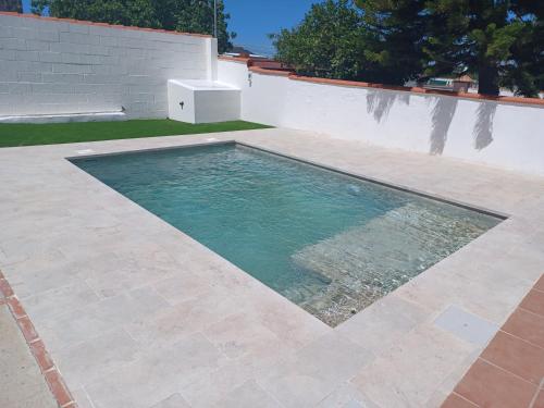 Bazén v ubytování Villa TRANQUILA nebo v jeho okolí