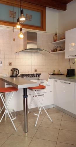 Η κουζίνα ή μικρή κουζίνα στο Trulli&CaseFichi