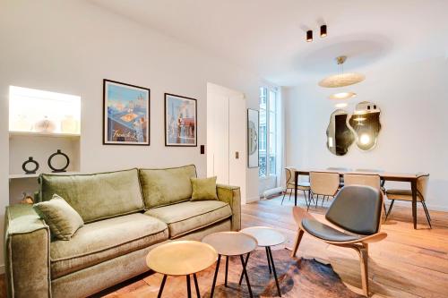 Pick A Flat's Apartment in Montorgueil - Rue Saint Joseph