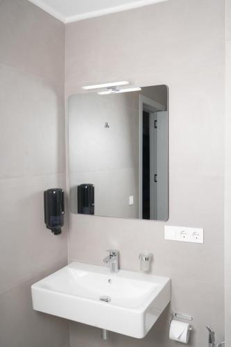 Un baño de Eikon Apartments Abastumani