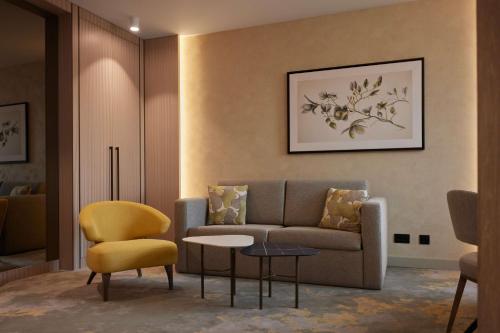 Χώρος καθιστικού στο Hilton Sofia