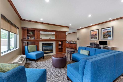 Η κουζίνα ή μικρή κουζίνα στο Comfort Inn & Suites Middletown - Franklin