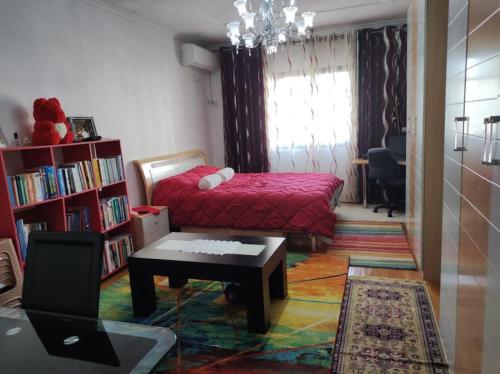 Flat in Tirana, Rruga 5 Maji, Tirane