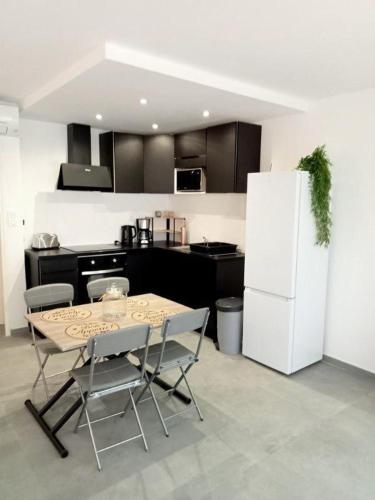 Photo de la galerie de l'établissement Appartement, à Saint-Raphaël