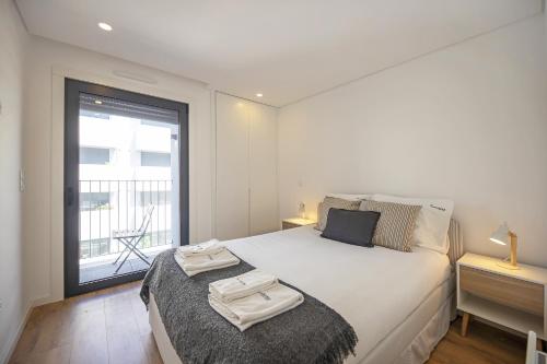 FLH Gaia Flat with Balcony