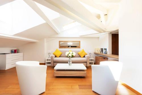 Luxurious StudioLoft 3 MINUTES FROM LA CROISETTE