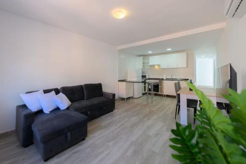 For You Rentals Acogedor apartamento TEMPORAL de un dormitorio en Chamartin MMA323B